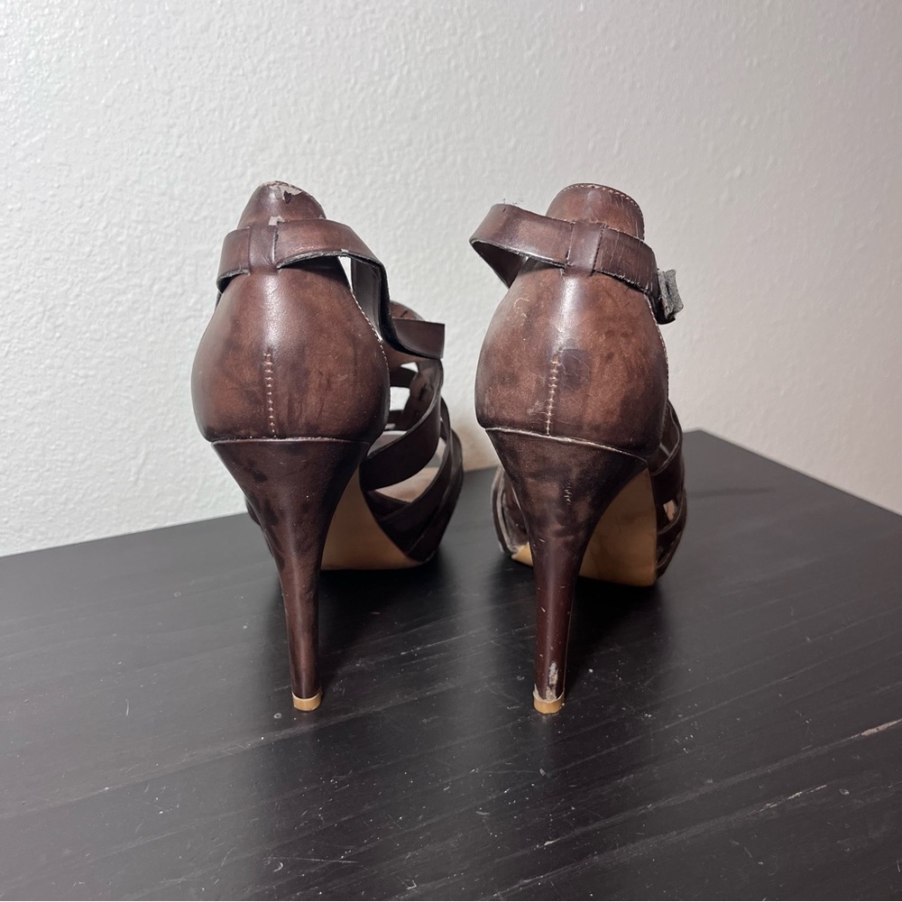 Marc Fisher Brown Leather Gladiator Platform Heels Straps Cage Sandals size 8.5 - Picture 3 of 13